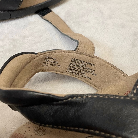 Taos Trophy Sandal in Black Womens Sz 9 - Picture 8 of 9